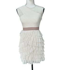 BCBGMAXAZRIA Cream Pleated Tiered Dress Sz 0
